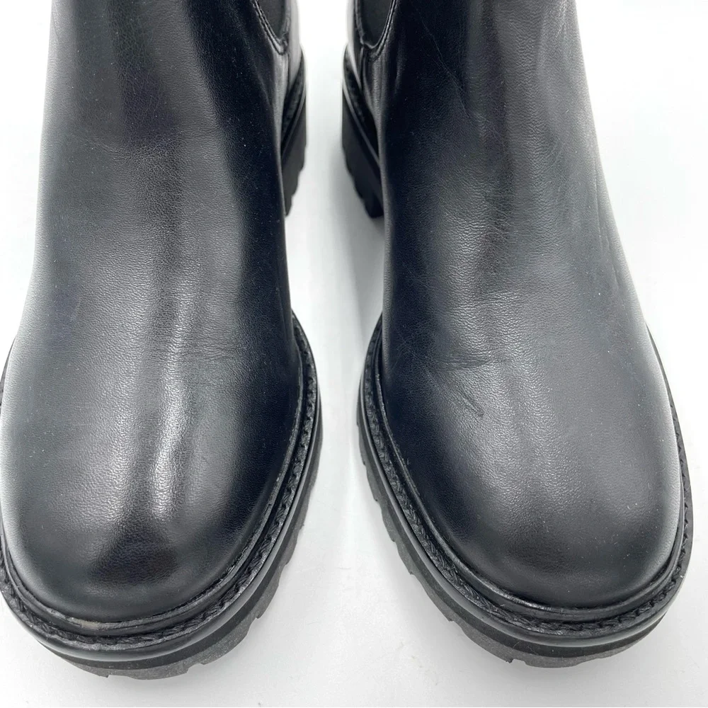 NEW Everlane Black Leather Lug Sole‎ Chelsea Bootie in Size 5.5